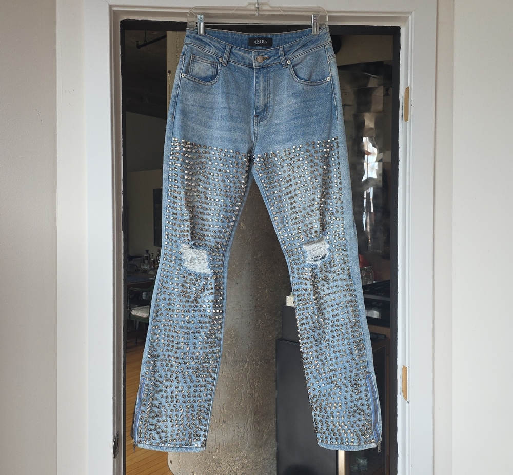 Akira Metal Studded Light Wash Jeans